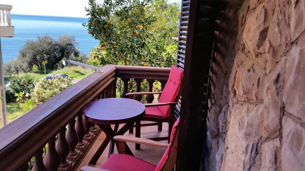 Villa Sara Guesthouse Sveti Stefan Chambre photo