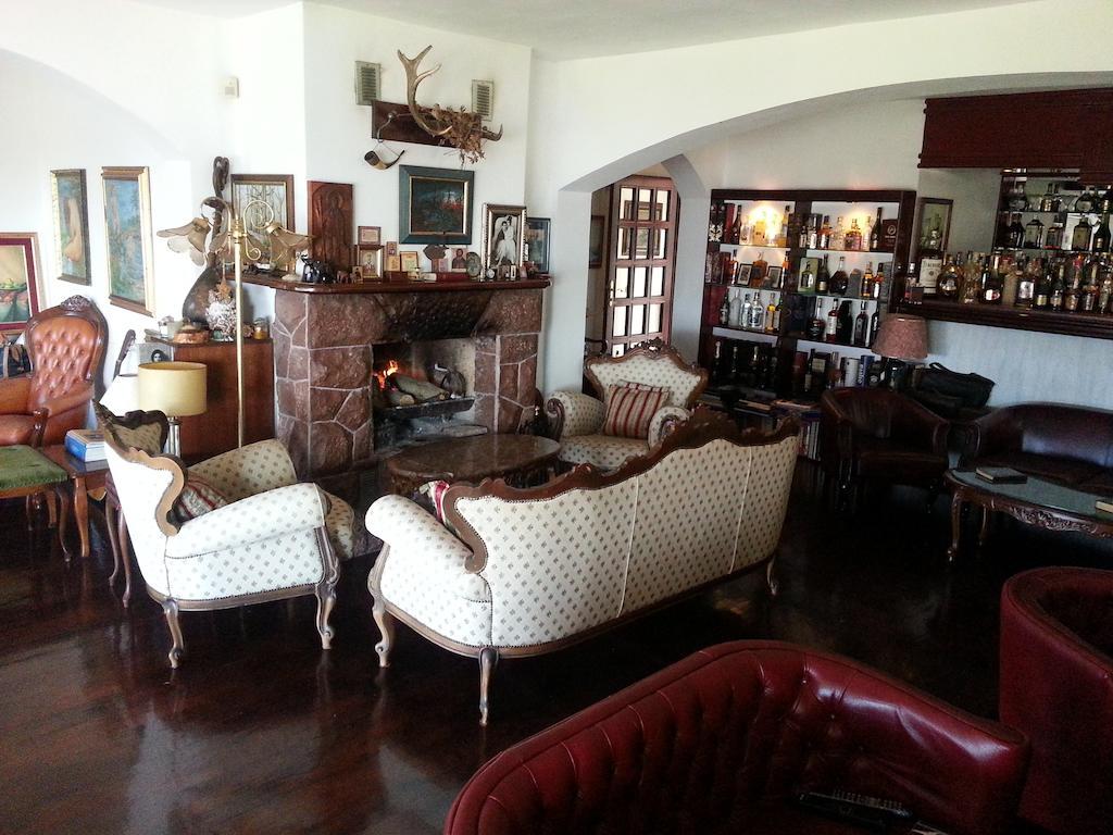 Villa Sara Guesthouse Sveti Stefan Extérieur photo