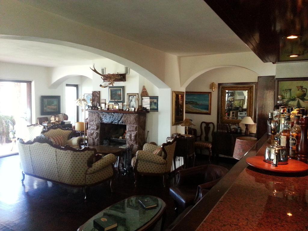 Villa Sara Guesthouse Sveti Stefan Extérieur photo